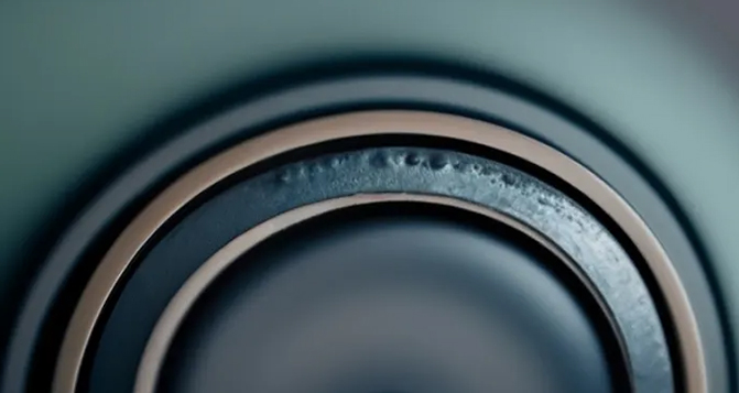 揭开橡胶制品&ldquo;烂疤&rdquo;之谜：它究竟是如何形成的？